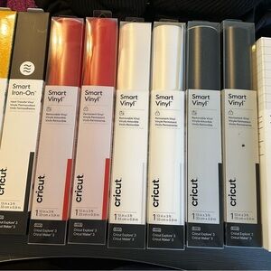 Cricut Smart Iron-On Vinyl Set - Gold, Black, White